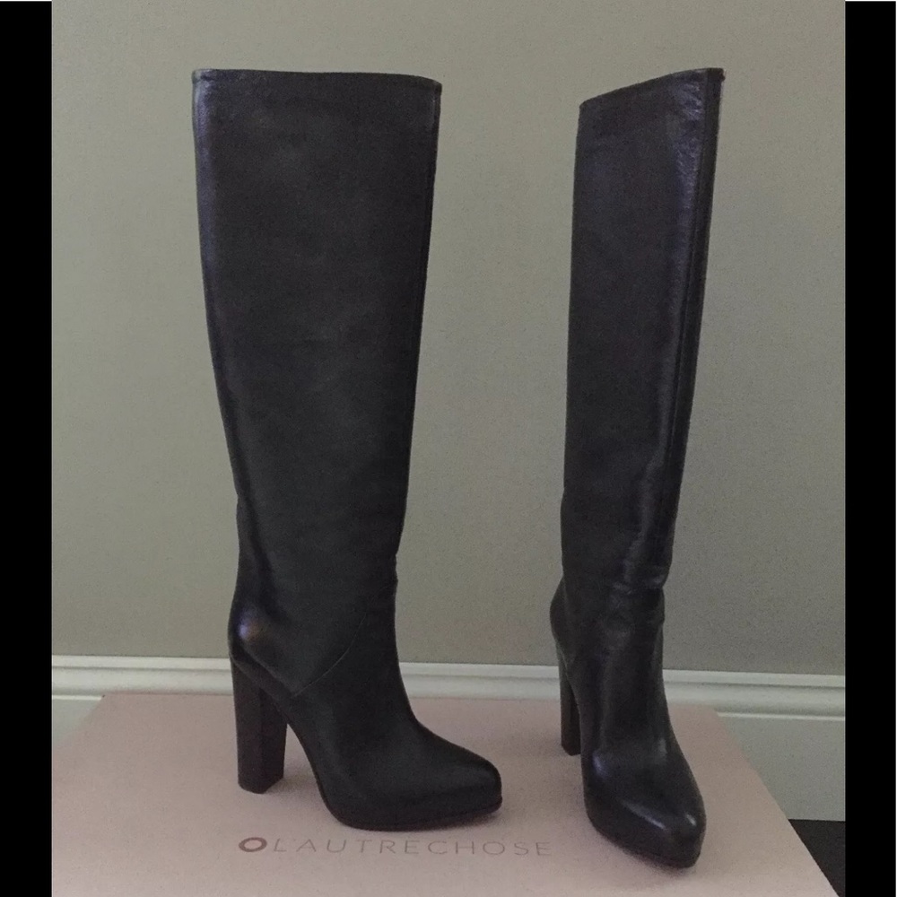L’autre Chose black pull on knee boot